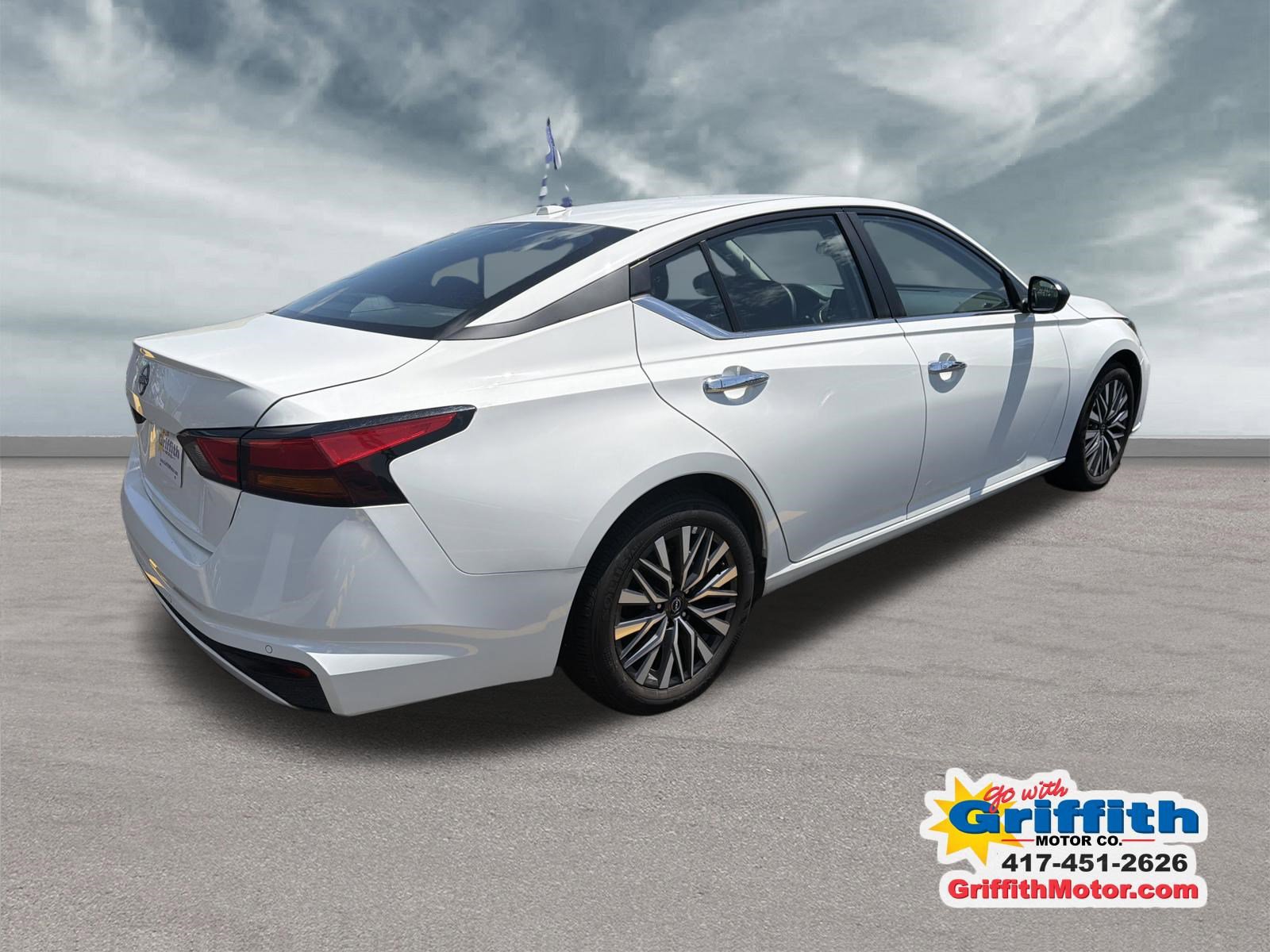 2025 Nissan Altima SV - Photo 7