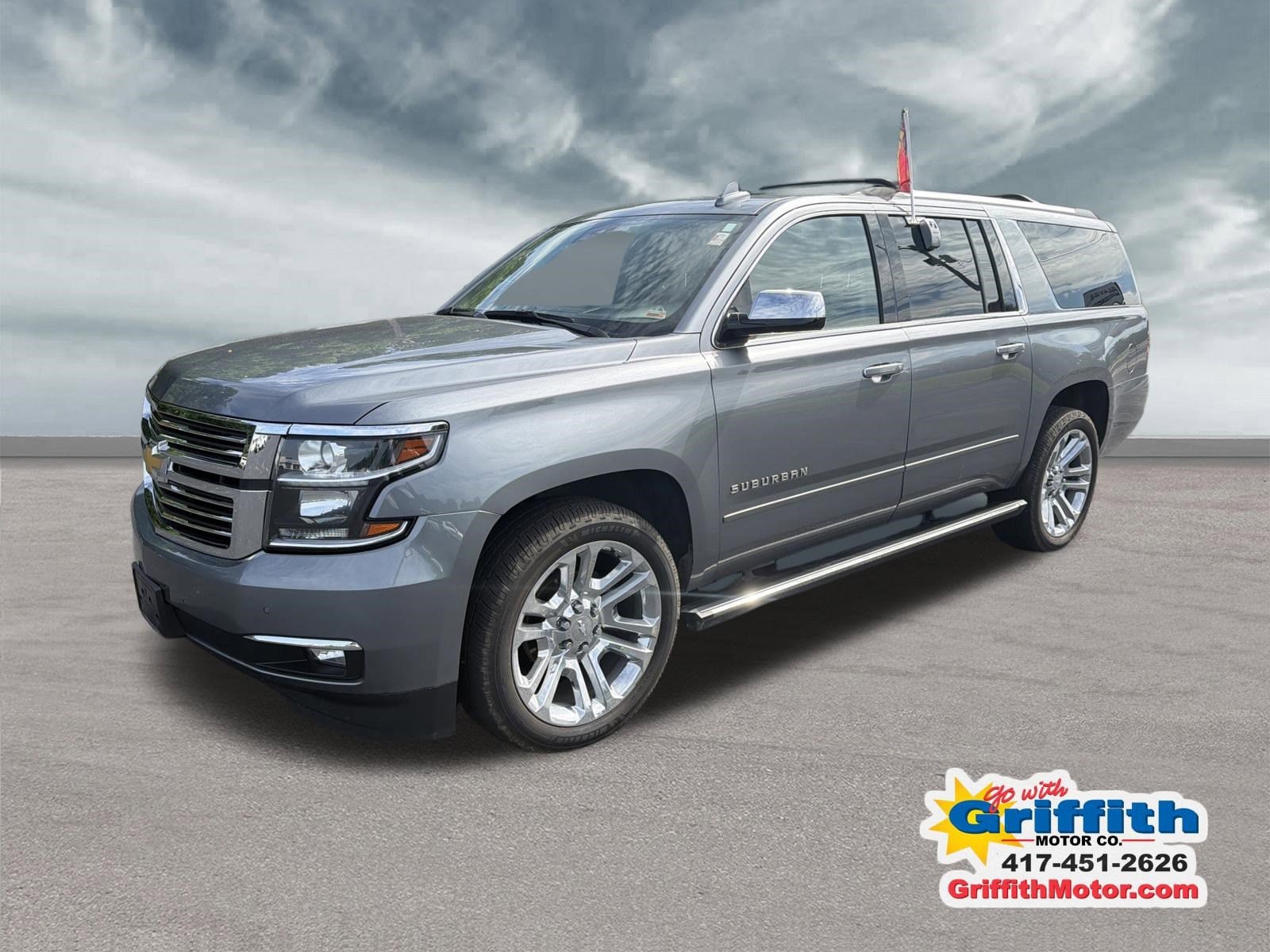2019 Chevrolet Suburban 4WD 1500 Premier's photo