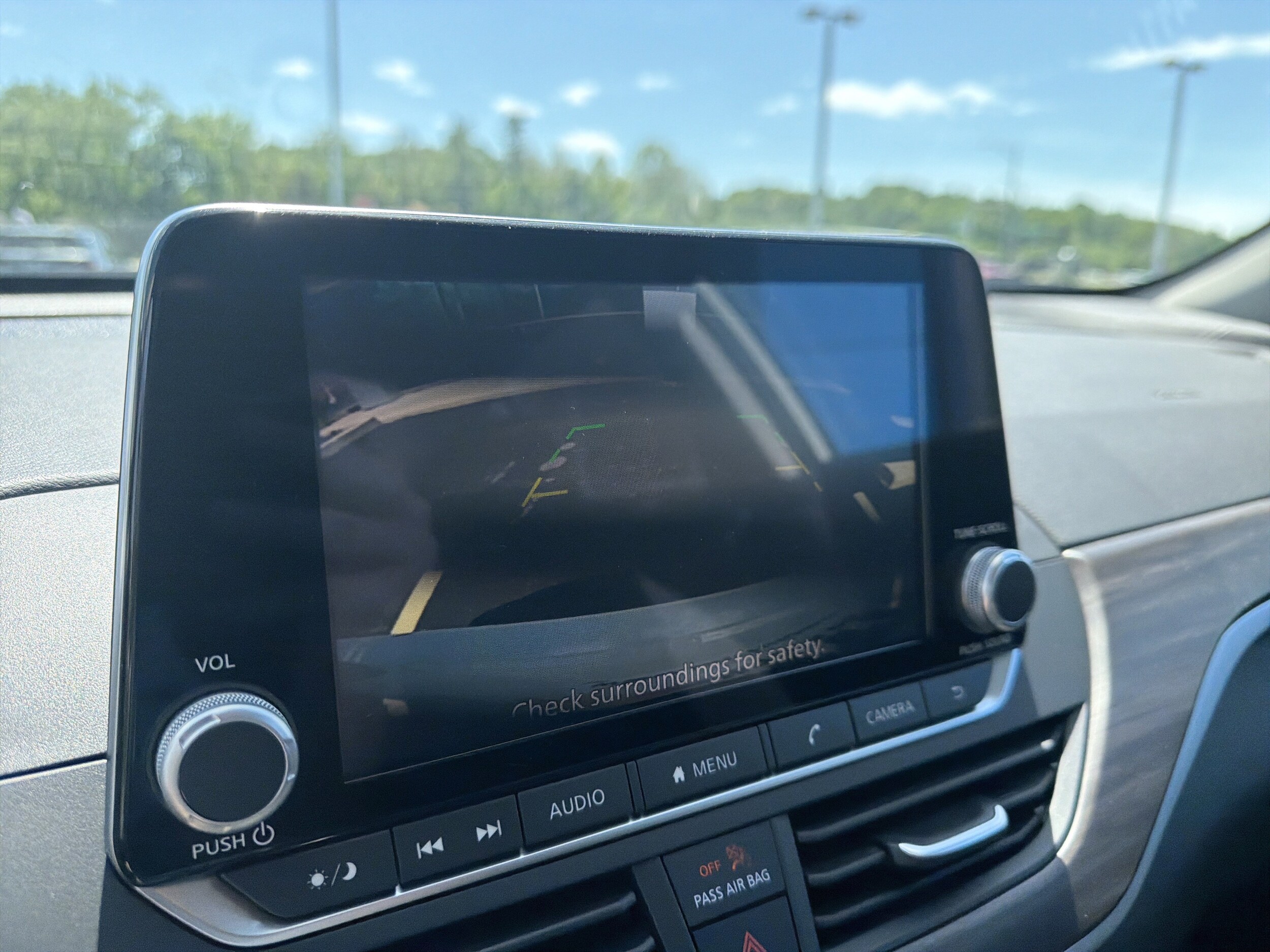 2025 Nissan Altima SV - Photo 18