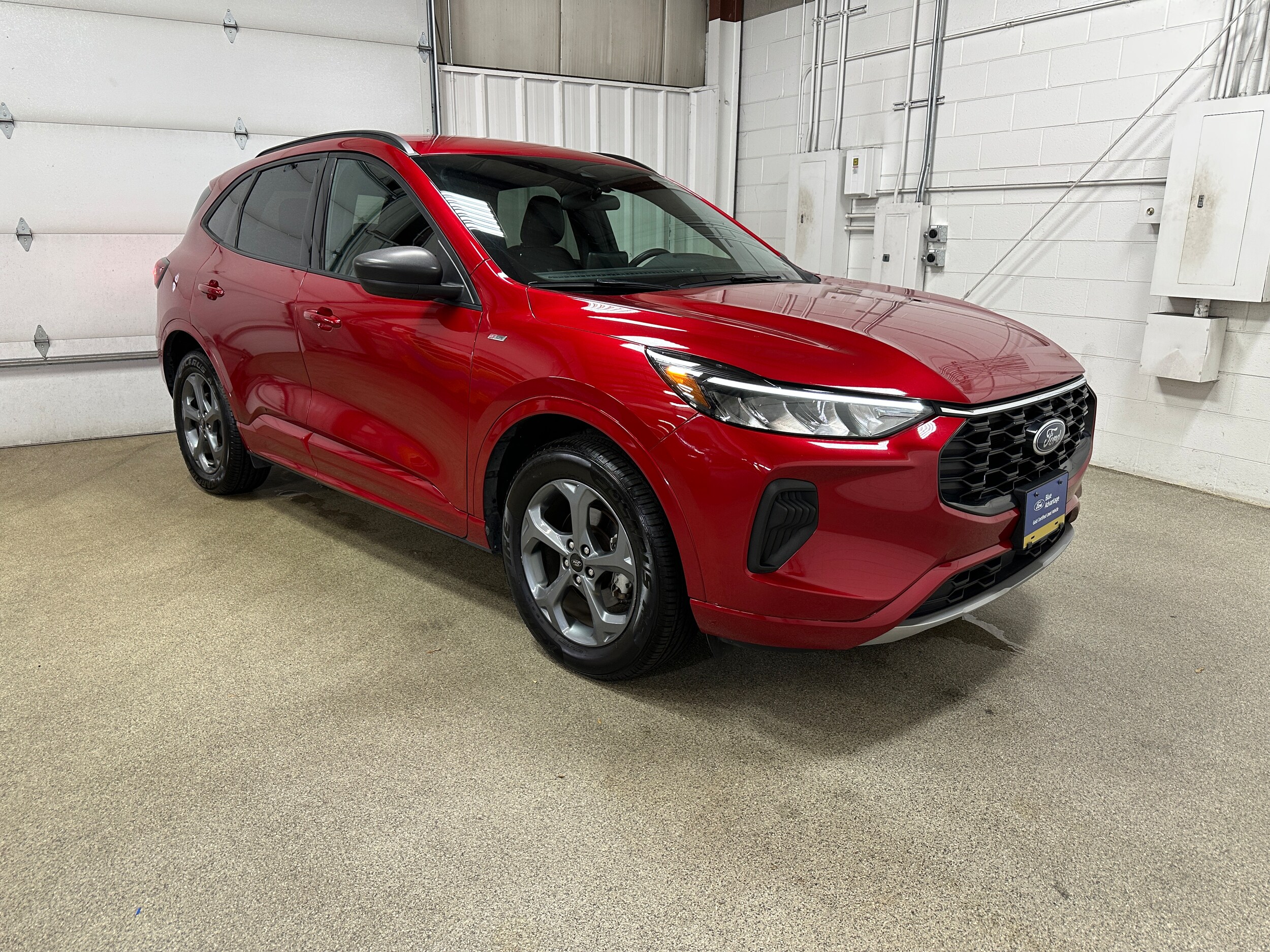 2024 Ford Escape ST-Line photo 3