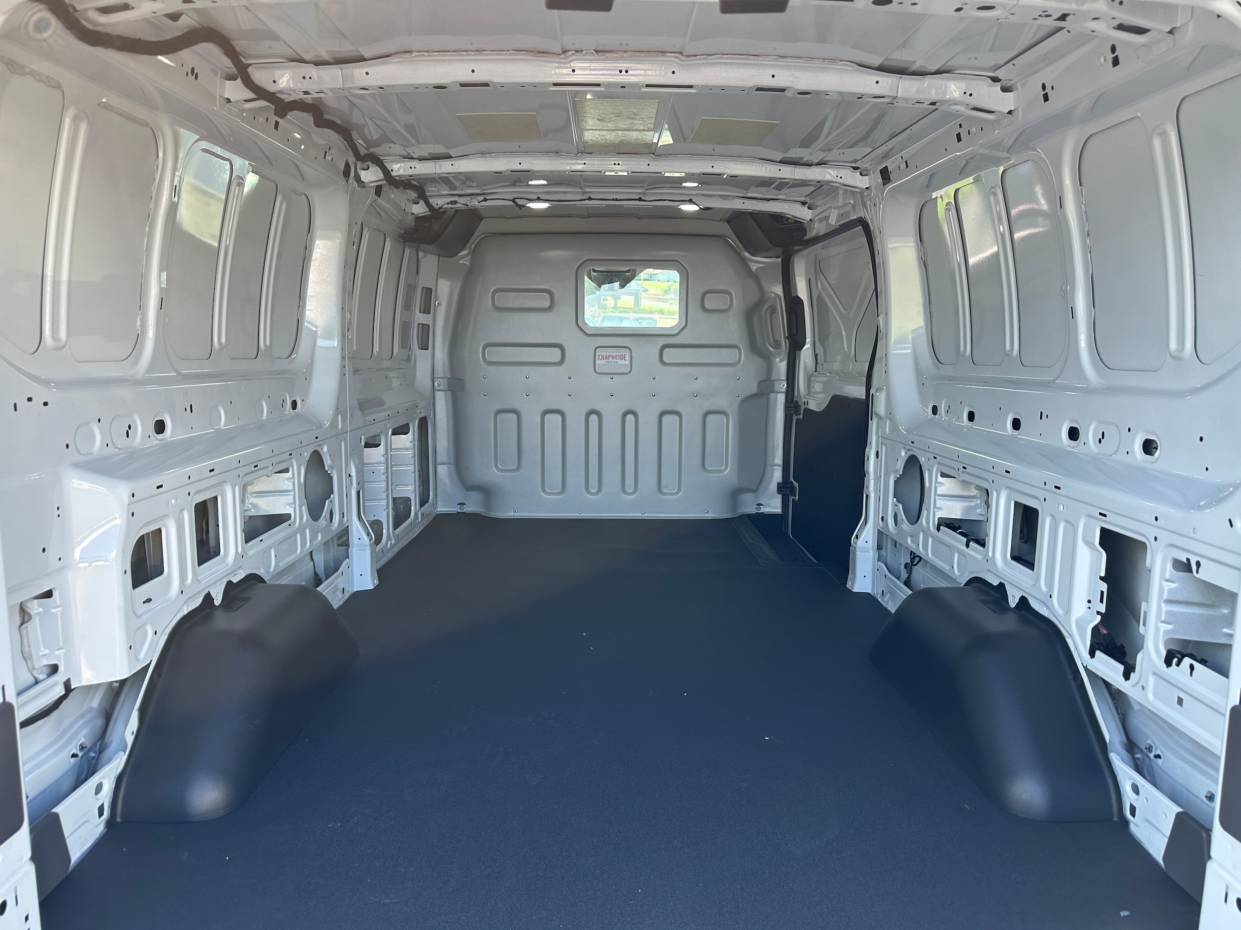 2025 Ford Transit Van Base - Photo 10