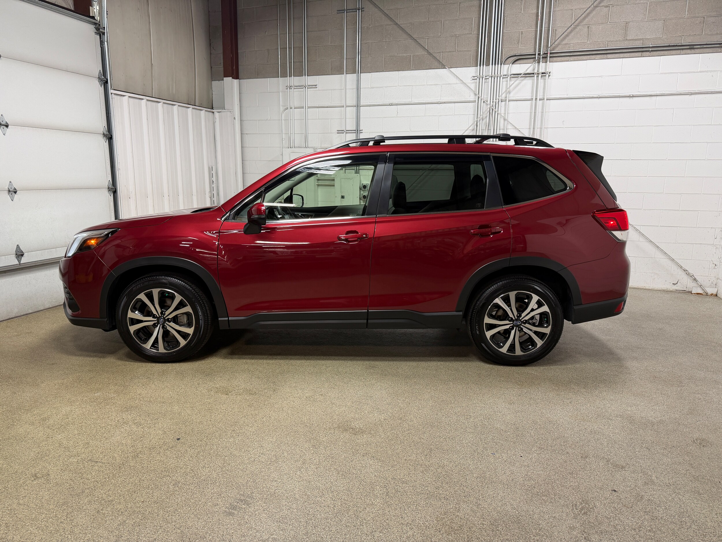 2024 Subaru Forester Limited photo 2