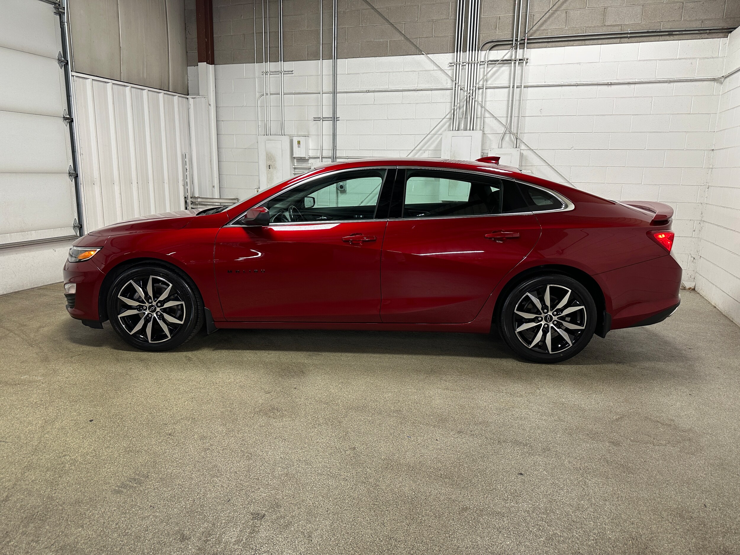 2021 Chevrolet Malibu RS photo 4