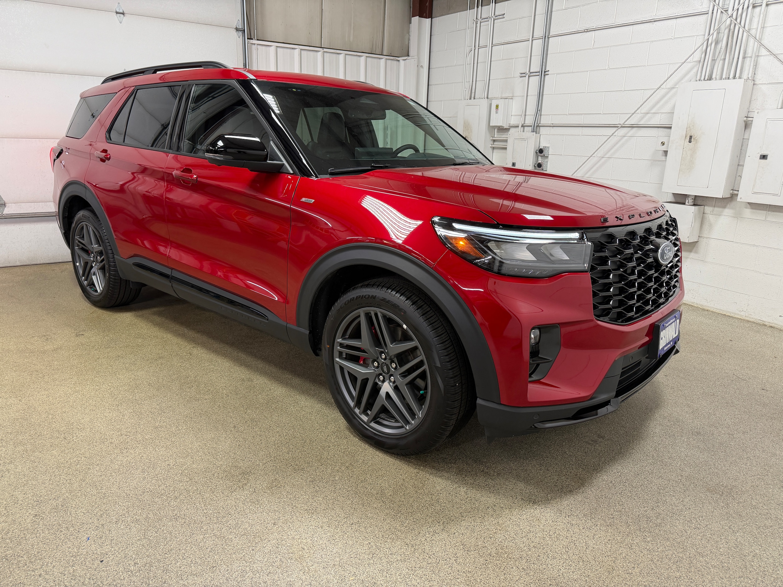 2026 Ford Explorer ST-LINE - Photo 6
