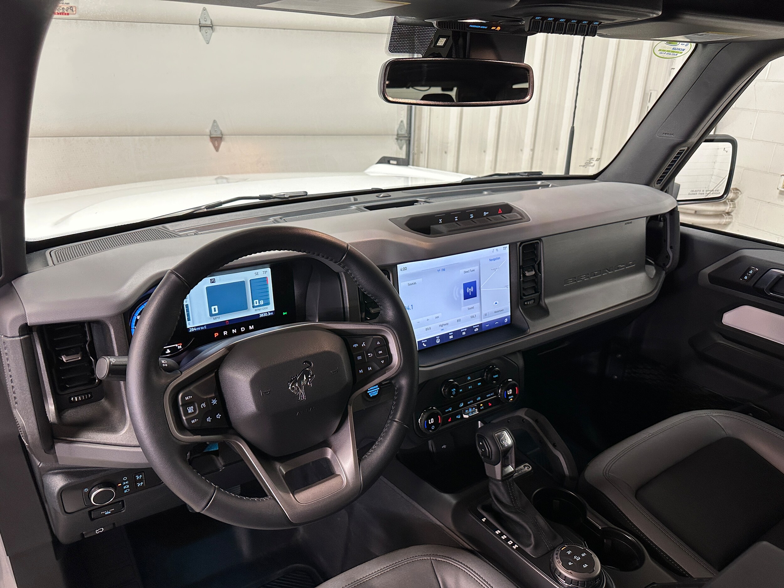 2024 Ford Bronco Big Bend photo 2