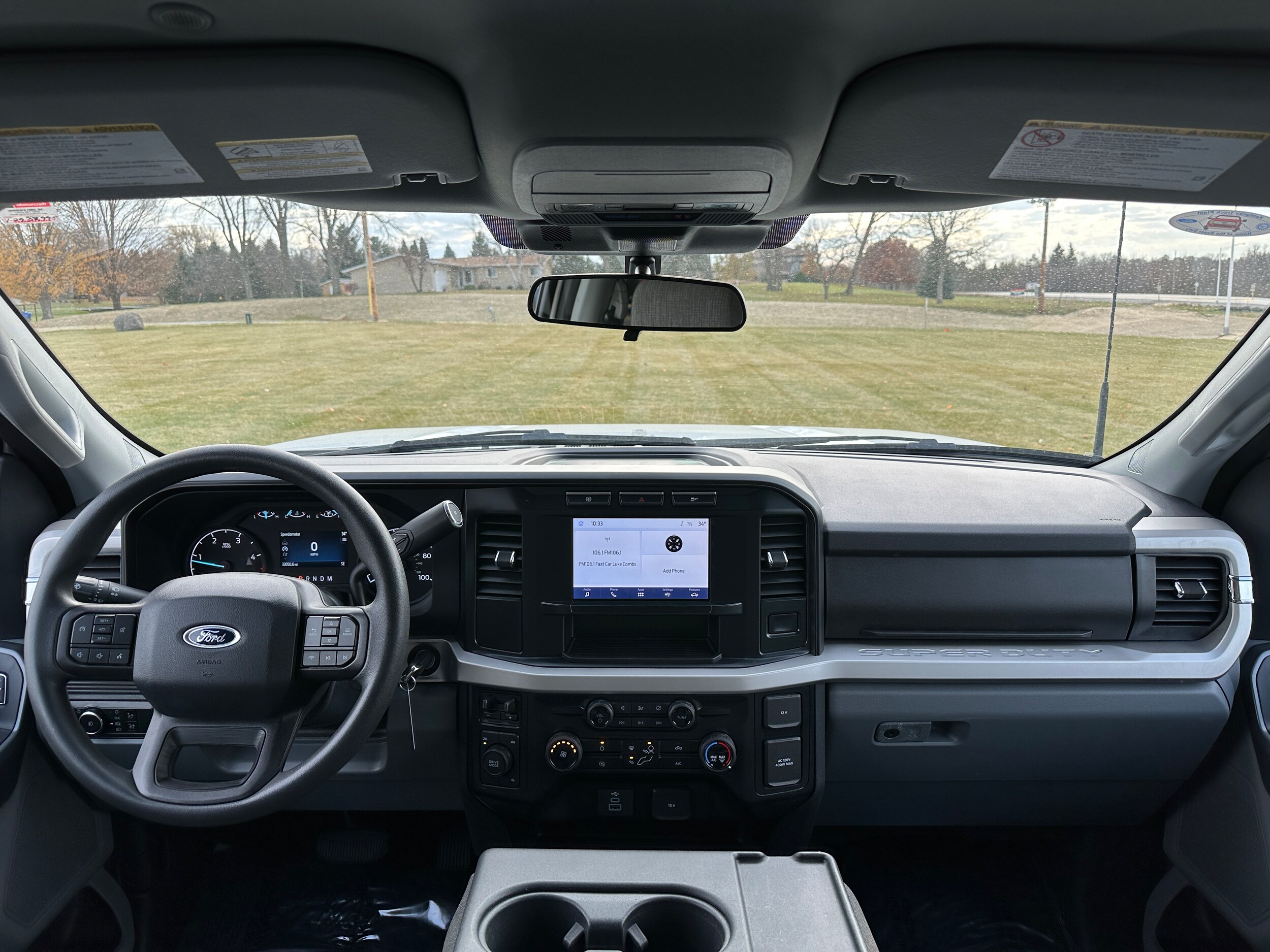 2024 Ford F-250 XLT photo 2