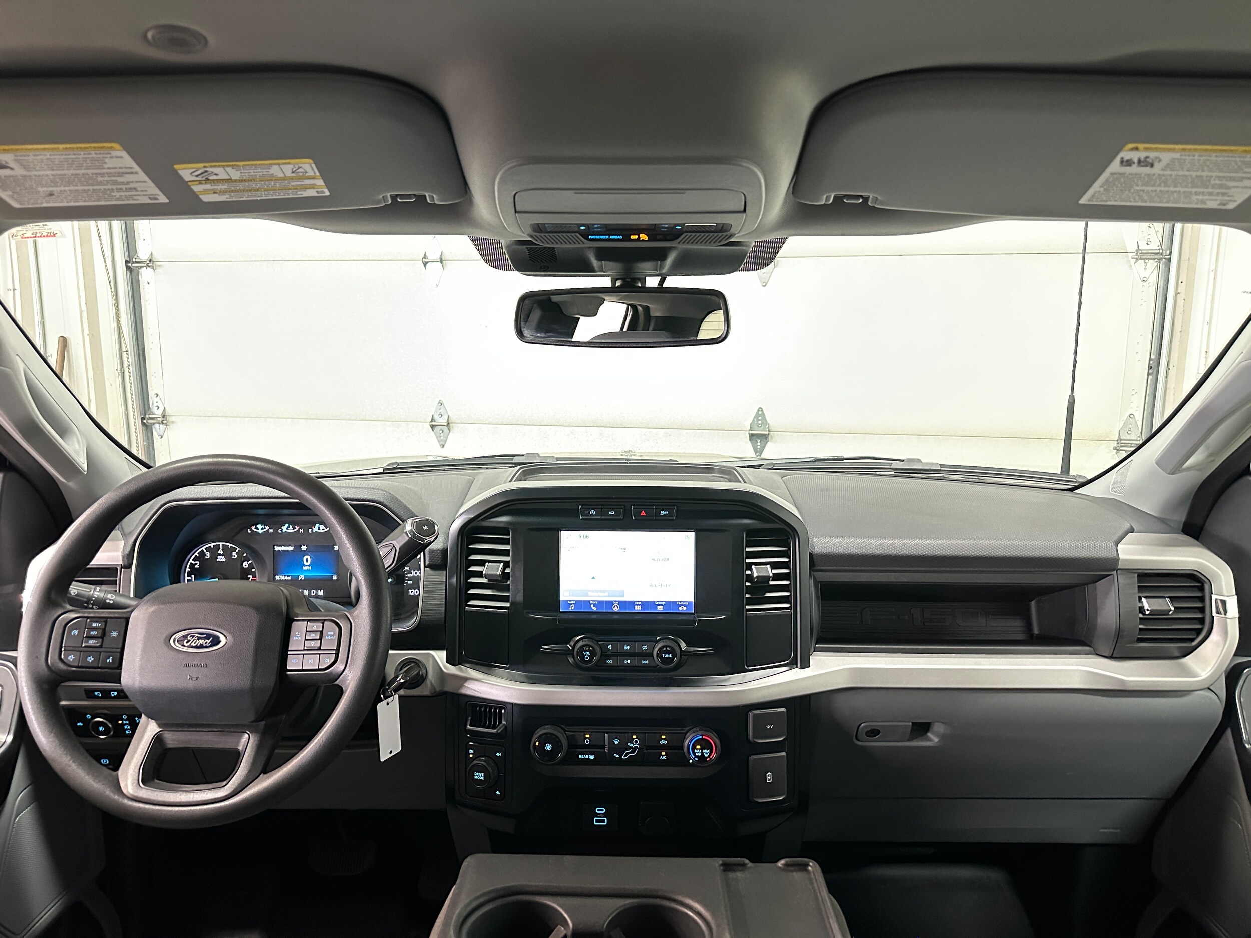 2023 Ford F-150 XL photo 2