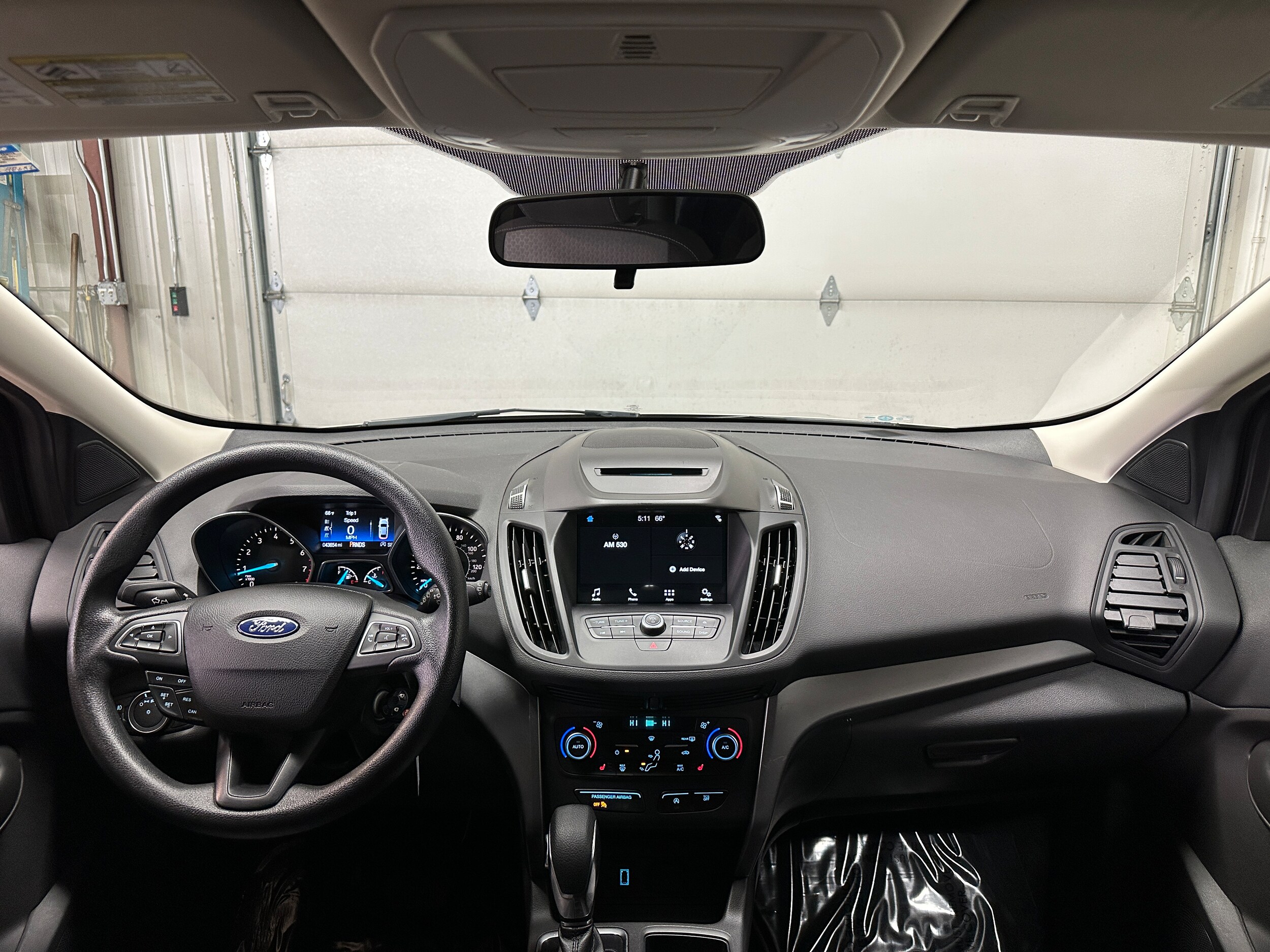 2018 Ford Escape SE photo 2