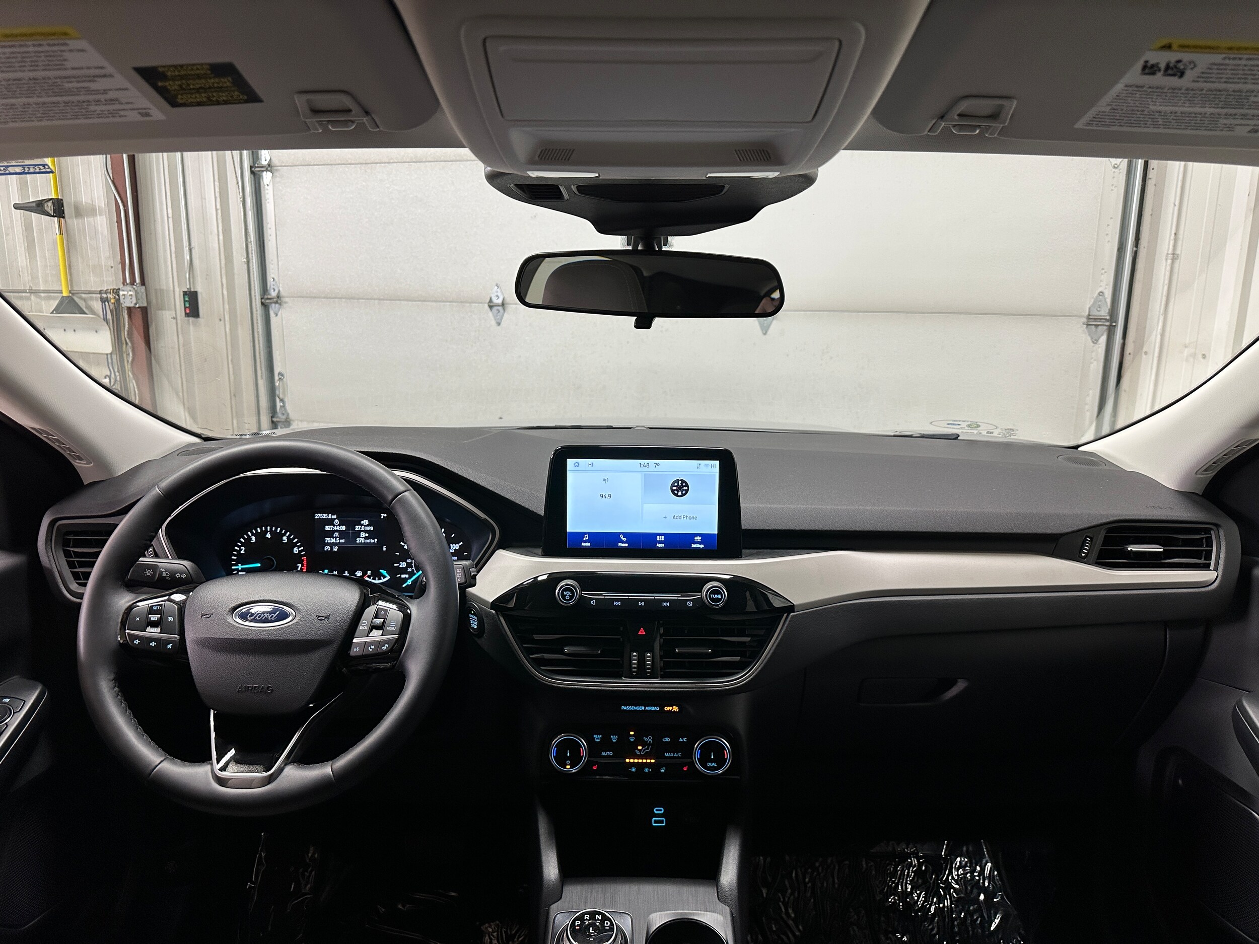 2022 Ford Escape SE photo 2