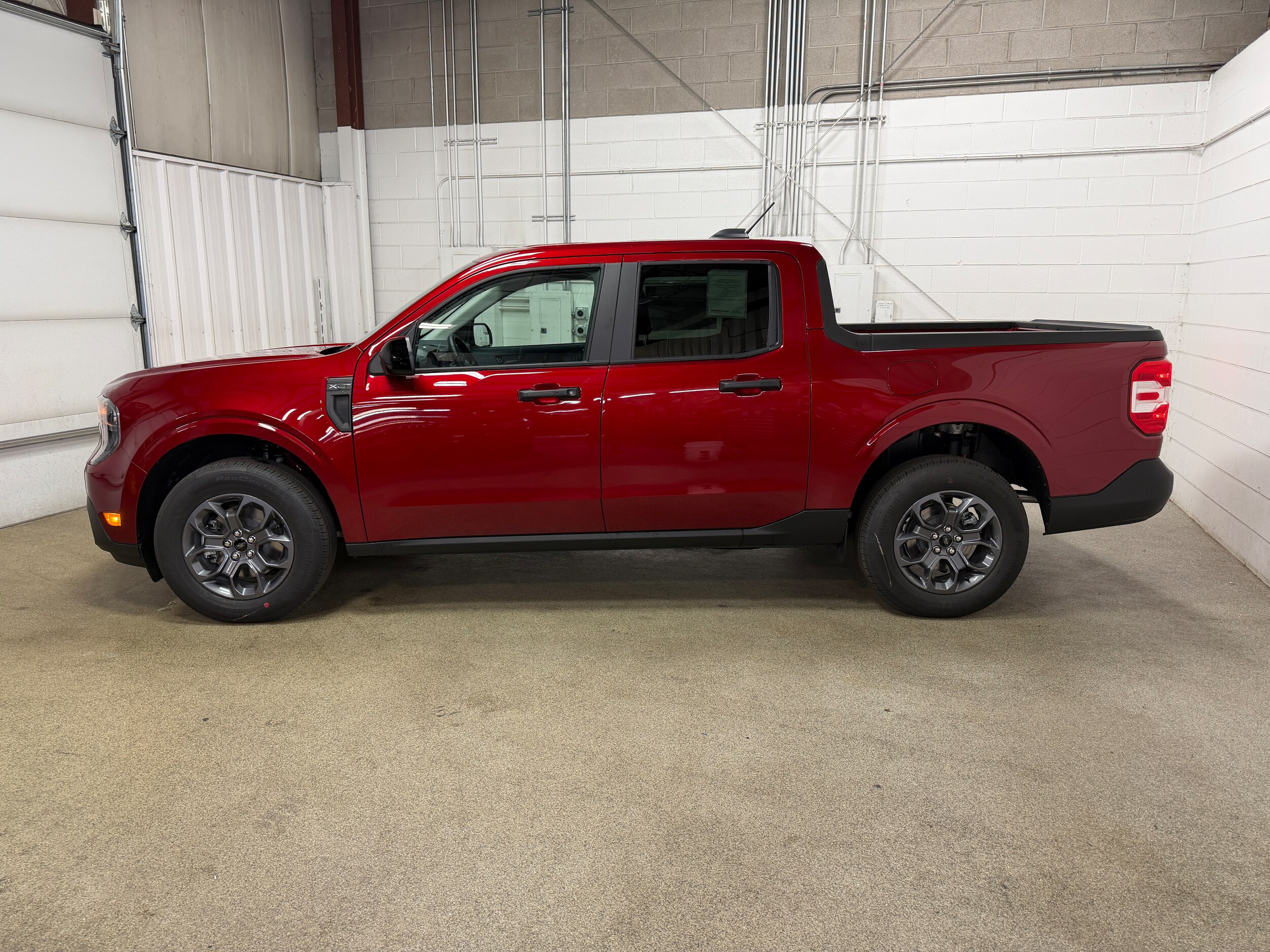 2025 Ford Maverick XLT photo 4