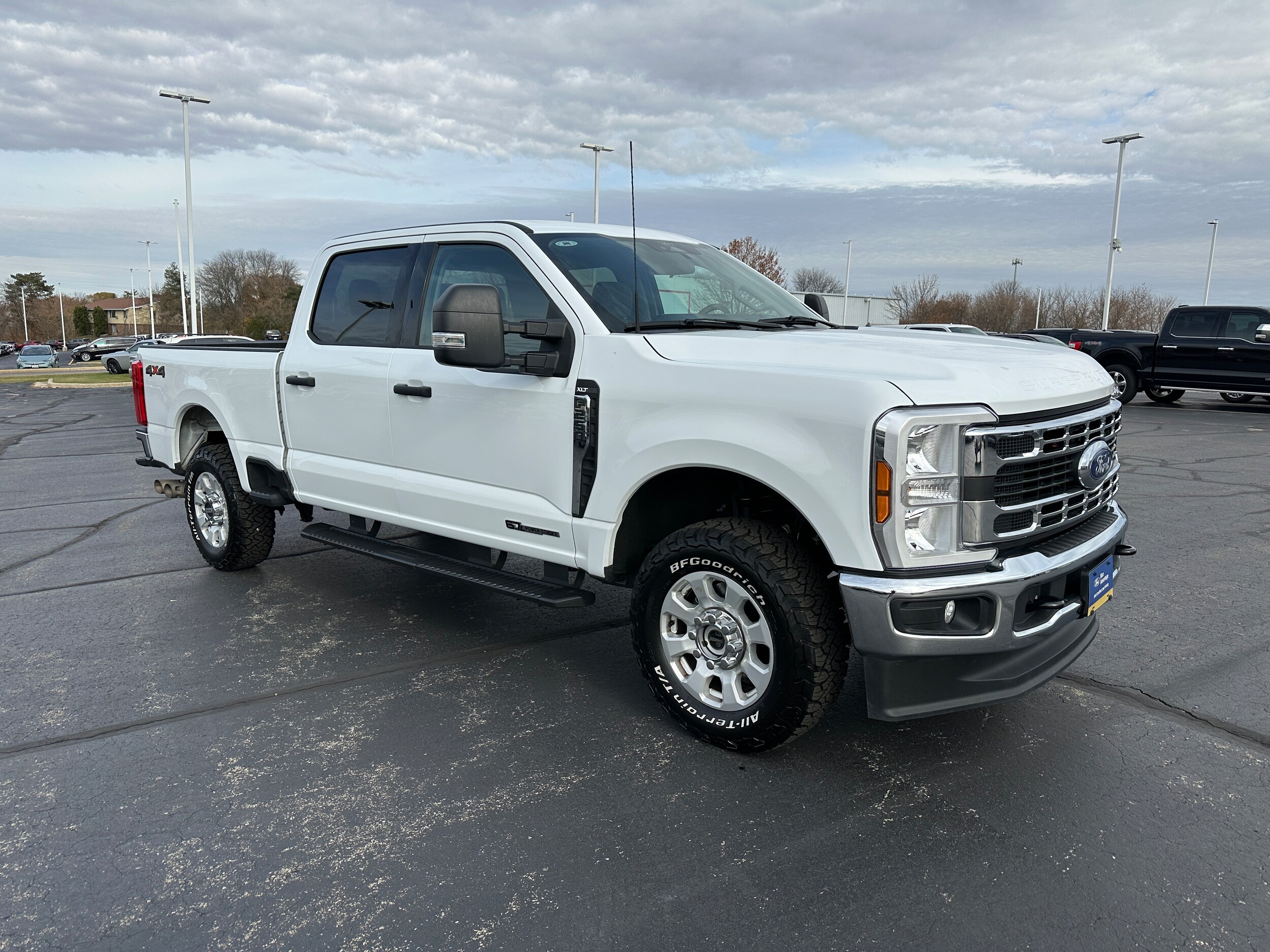 2024 Ford F-250 XLT photo 3
