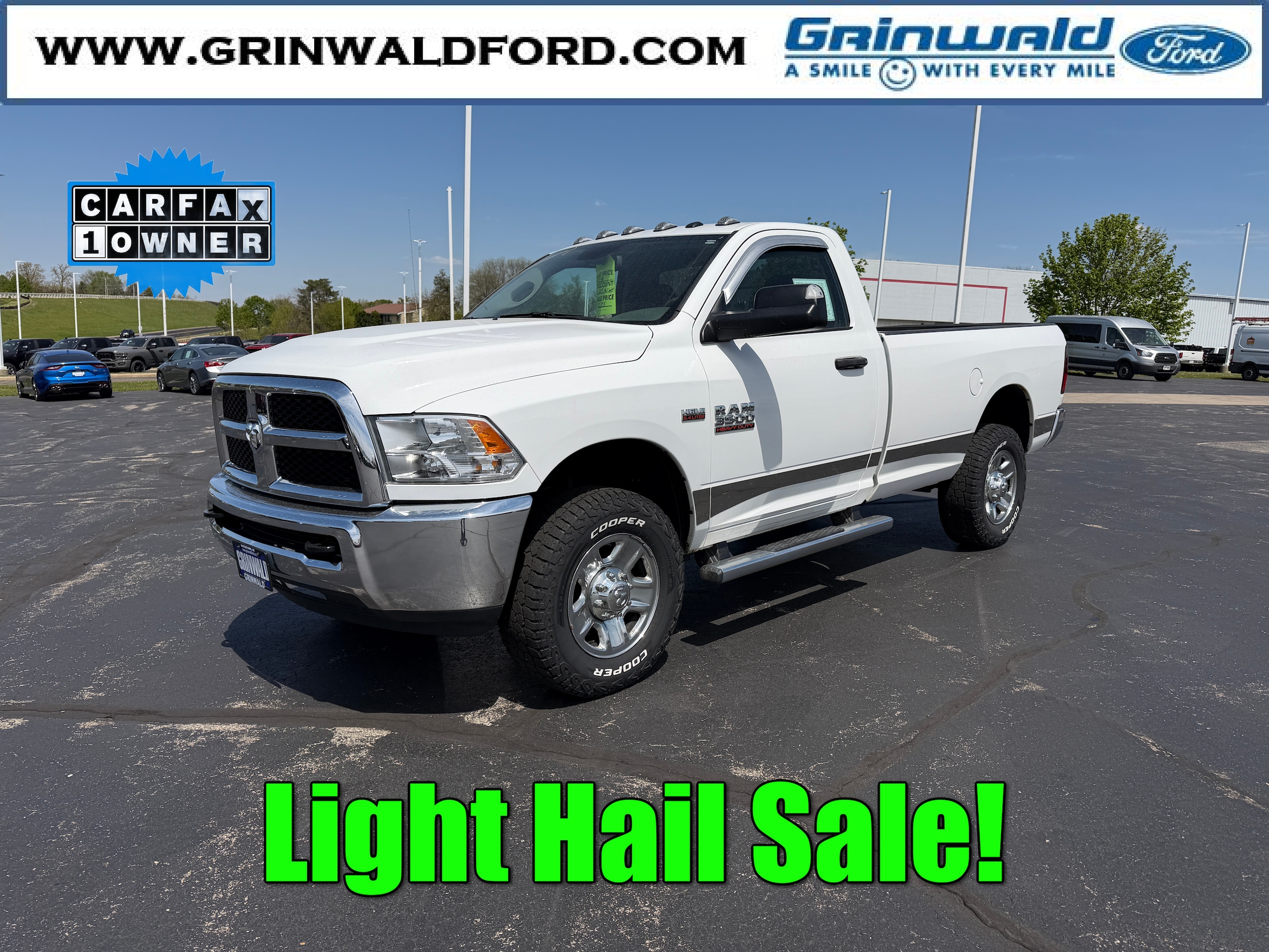 2017 RAM 3500 Tradesman 4X4 Regular cab's photo