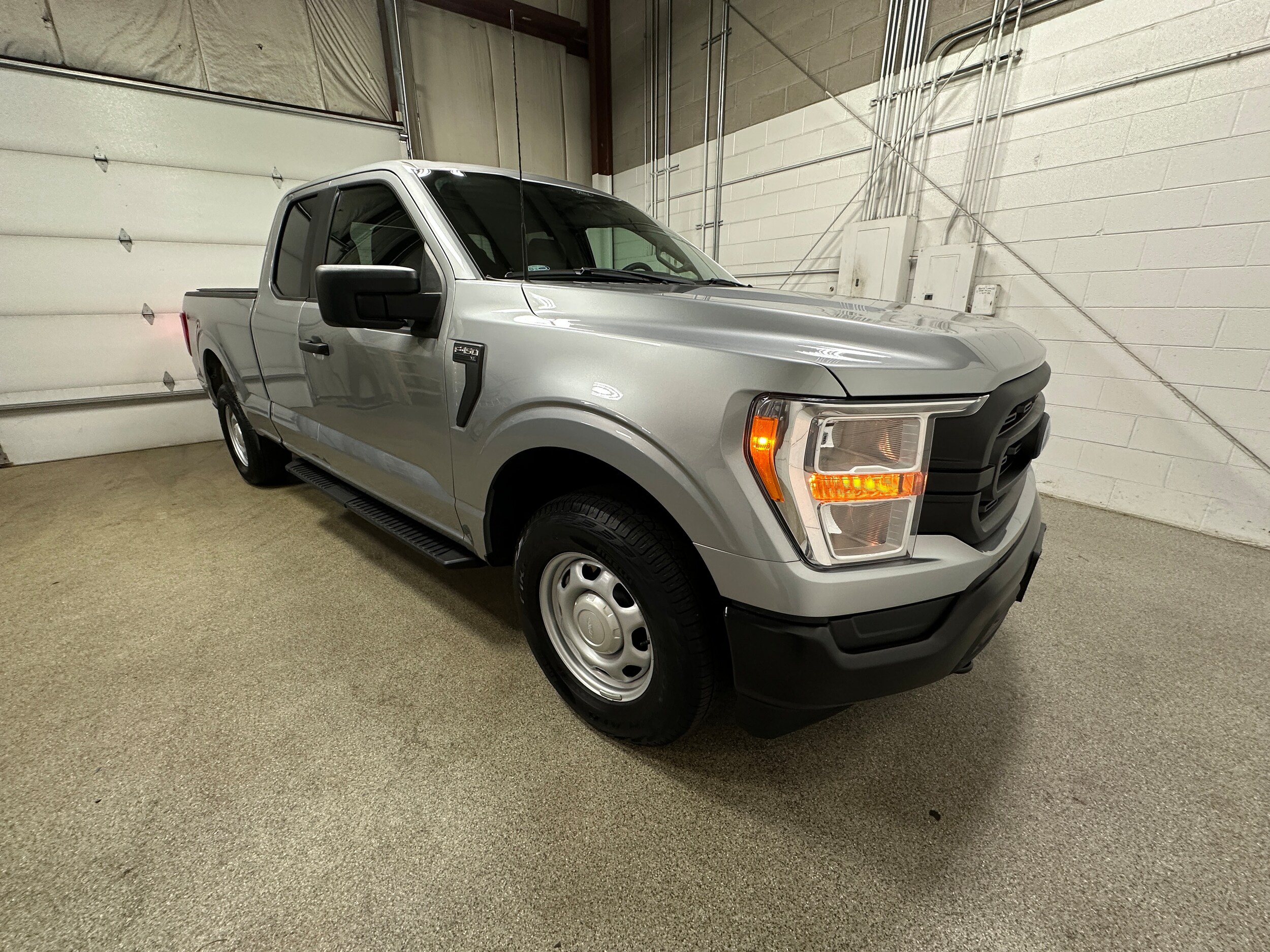 2022 Ford F-150 XL photo 3