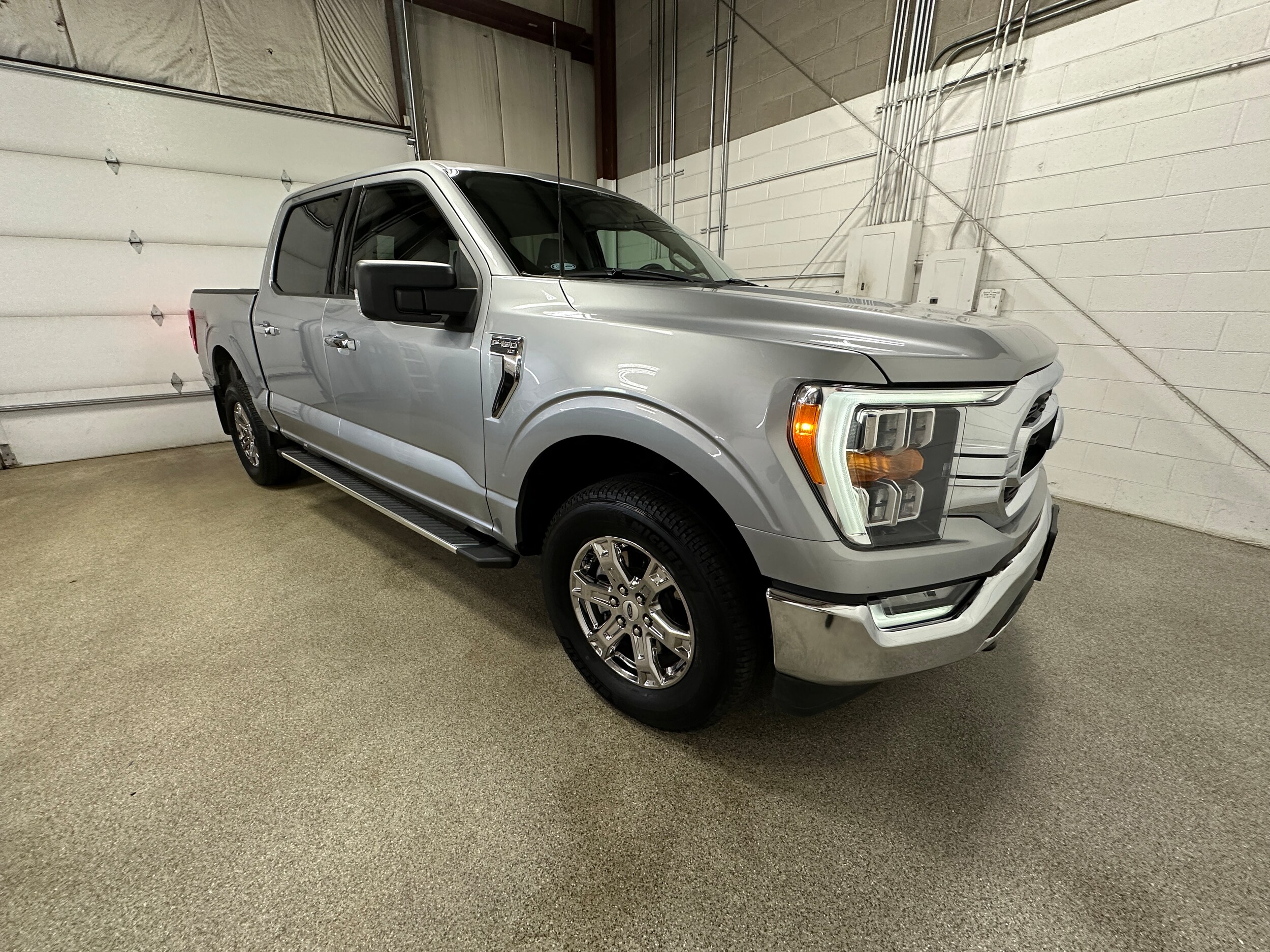 2022 Ford F-150 XLT photo 3