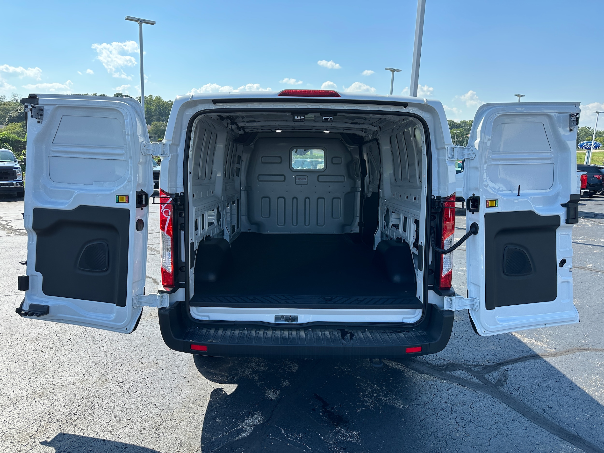 2025 Ford Transit Van Base - Photo 9