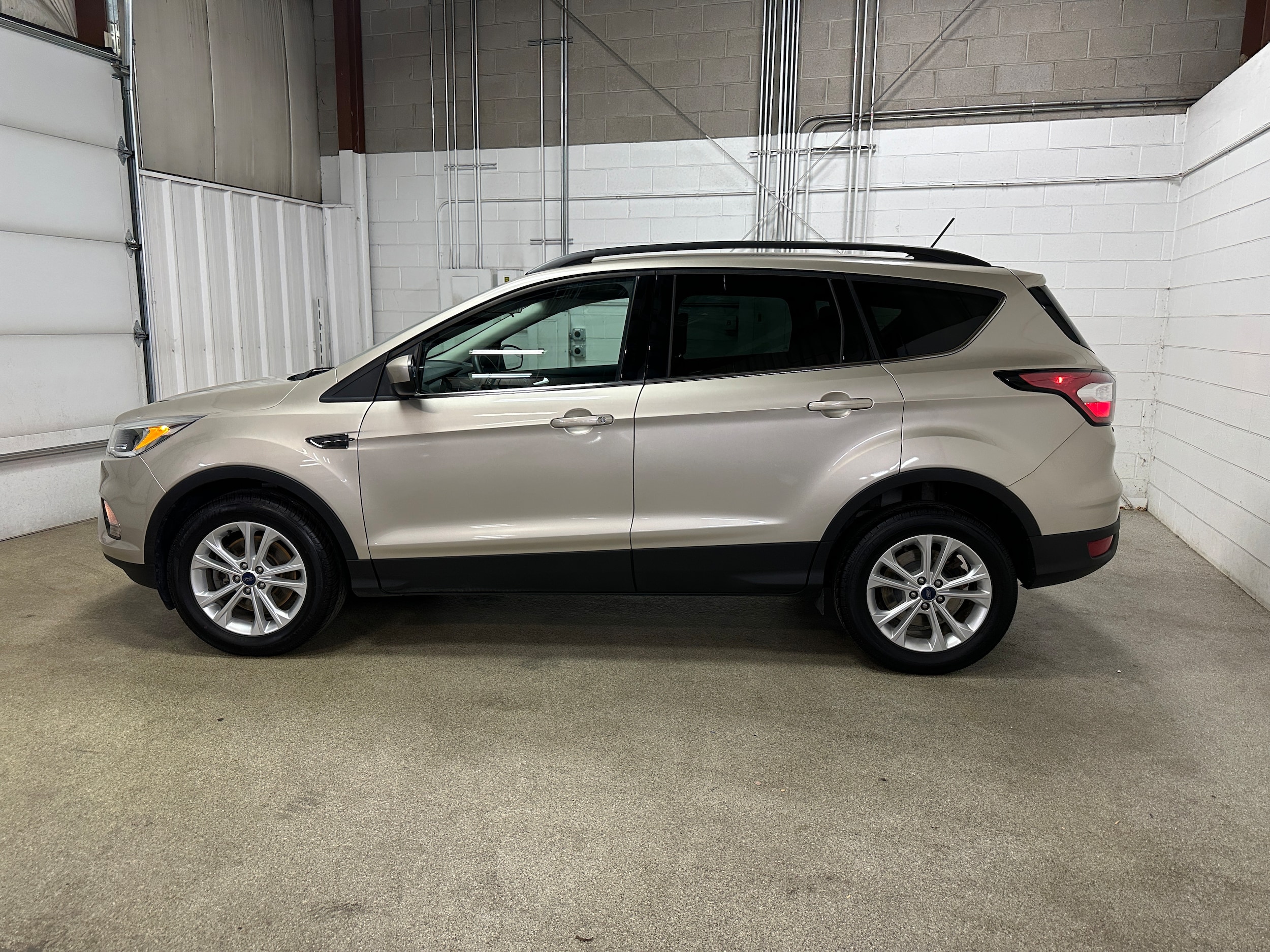 2018 Ford Escape SE photo 4