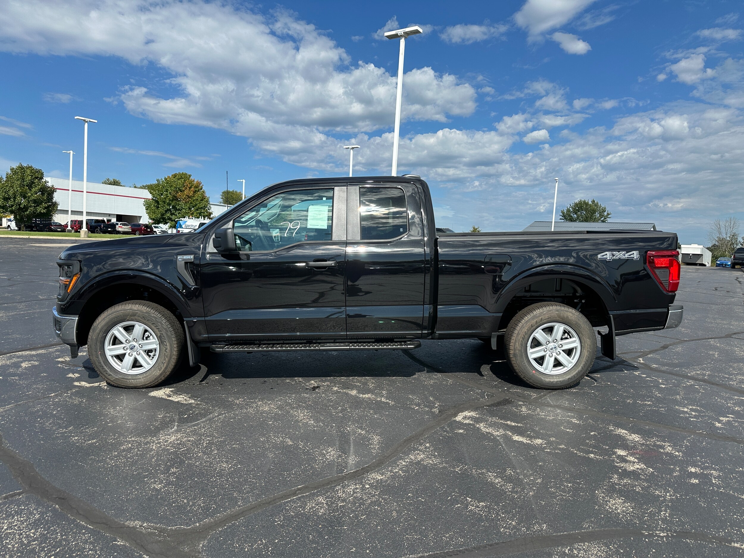 2025 Ford F-150 XL photo 2