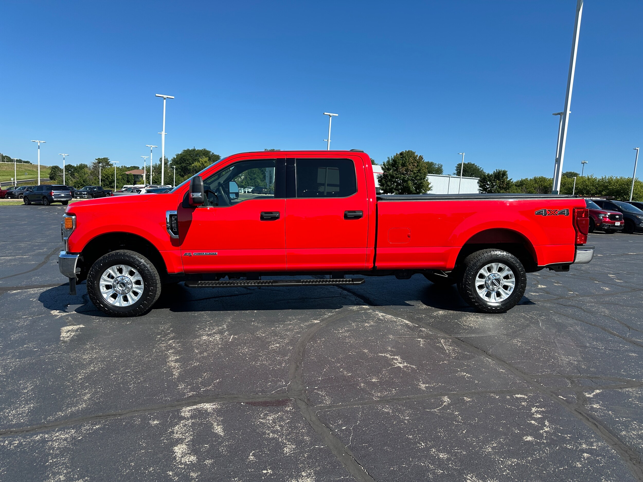 2022 Ford F-250 XLT photo 3