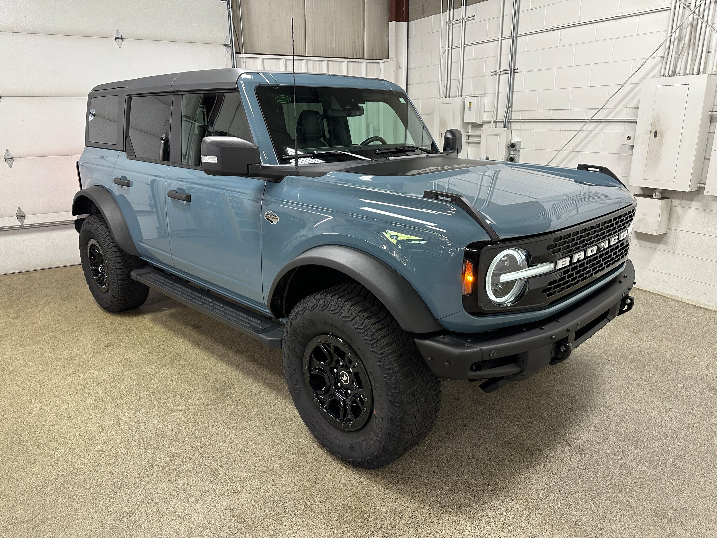 2022 Ford Bronco Wildtrak photo 3