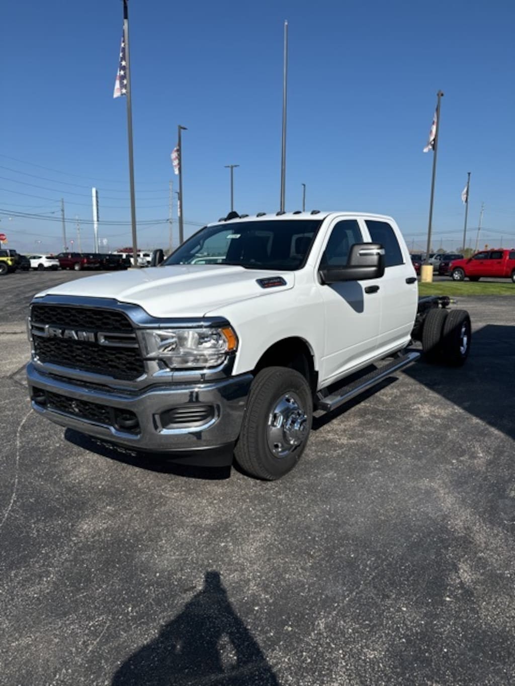 New 2024 Ram 3500 Chassis Cab 3500 TRADESMAN CREW CAB CHASSIS 4X4 60' CA Pickup