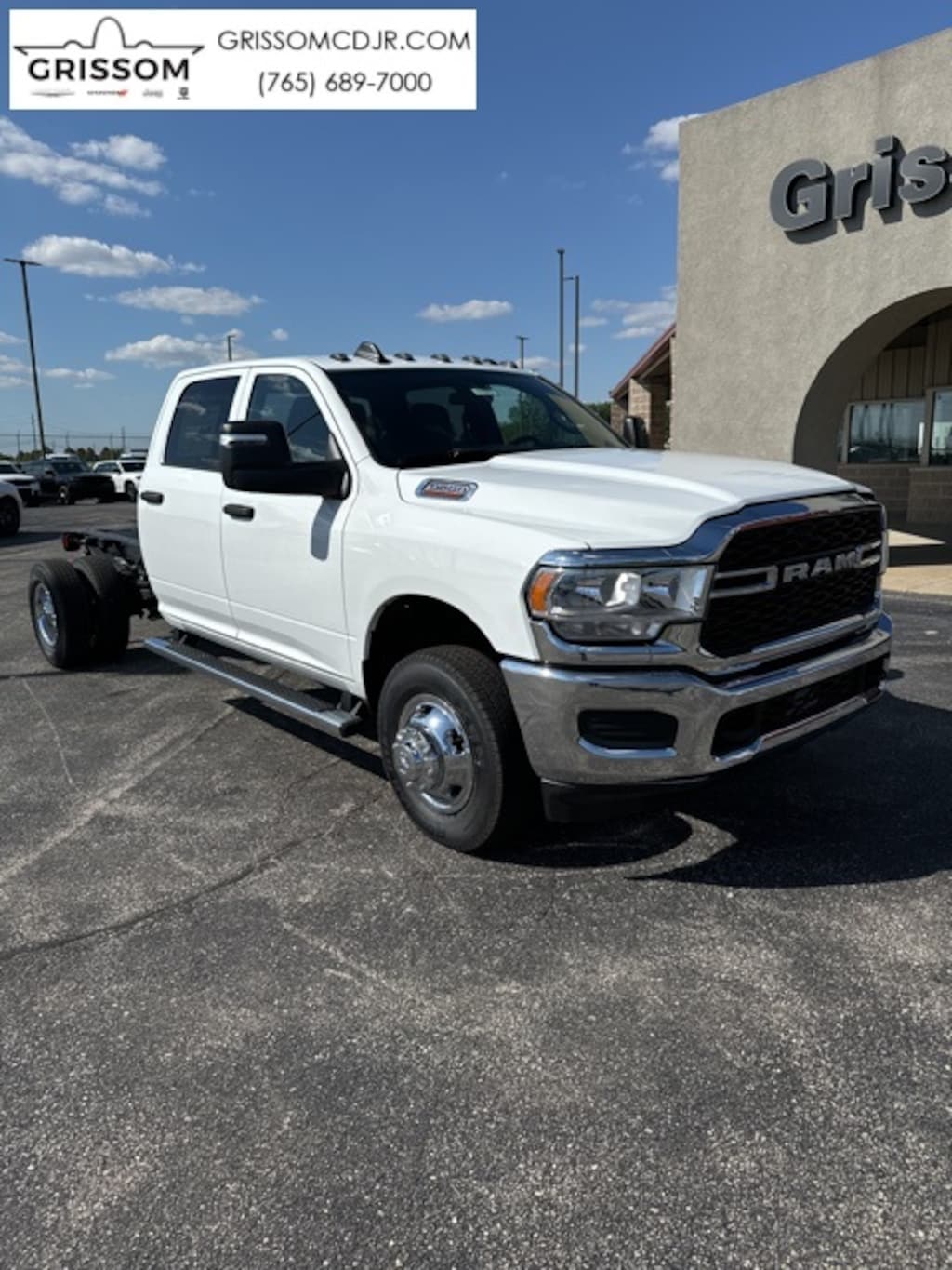 New 2024 Ram 3500 Chassis Cab 3500 TRADESMAN CREW CAB CHASSIS 4X4 60' CA Pickup