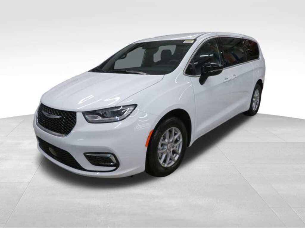 New 2026 Chrysler Pacifica SELECT Passenger Van