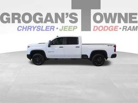 2025 Chevrolet Silverado 2500 HD Custom Truck Crew Cab