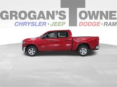 2026 Ram 1500 BIG HORN CREW CAB 4X4 5'7 BOX Pickup