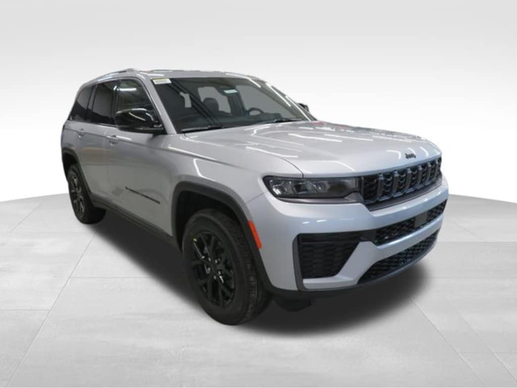 New 2026 Jeep Grand Cherokee LAREDO ALTITUDE 4X4 Sport Utility