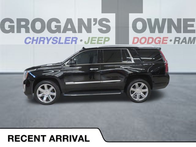 2019 Cadillac Escalade Luxury's photo