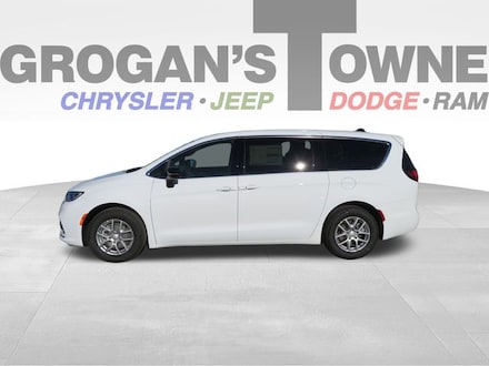 2026 Chrysler Pacifica SELECT Passenger Van