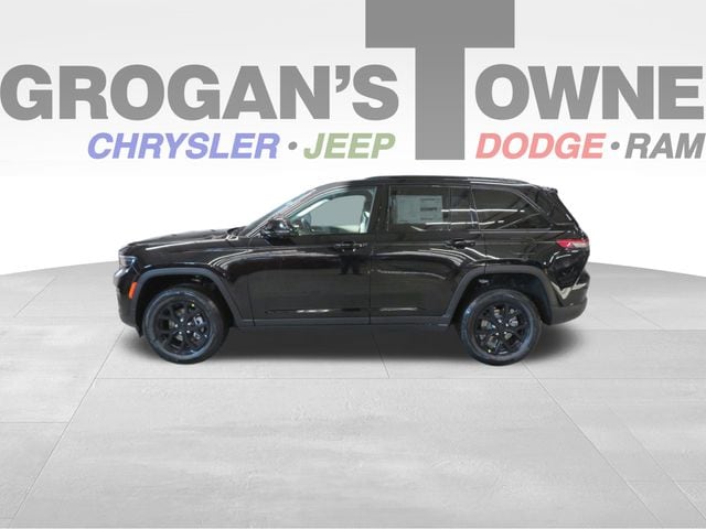 2025 Jeep Grand Cherokee Altitude's photo