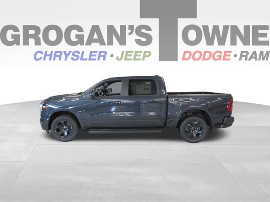 New 2027 Ram 1500 BIG HORN CREW CAB 4X4 5'7 BOX Pickup