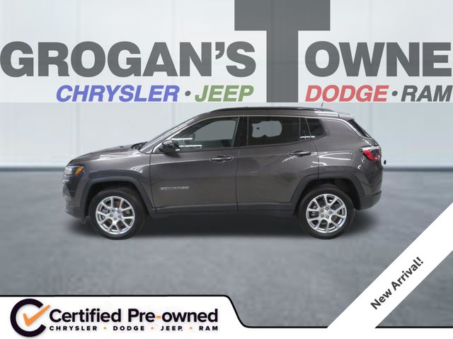 2023 Jeep Compass Latitude Lux