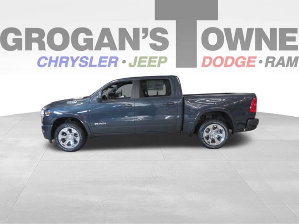 New 2026 Ram 1500 BIG HORN CREW CAB 4X4 5'7 BOX Pickup