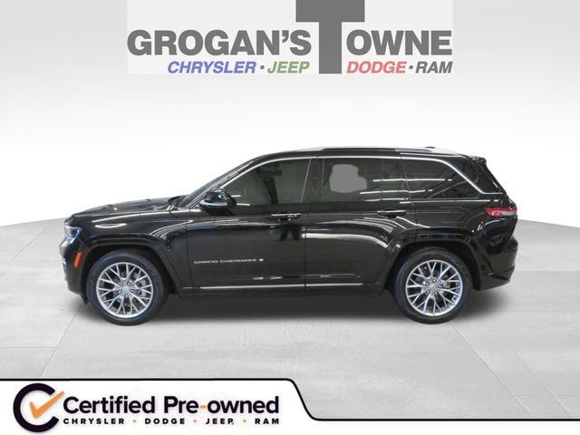 2022 Jeep Grand Cherokee Summit's photo