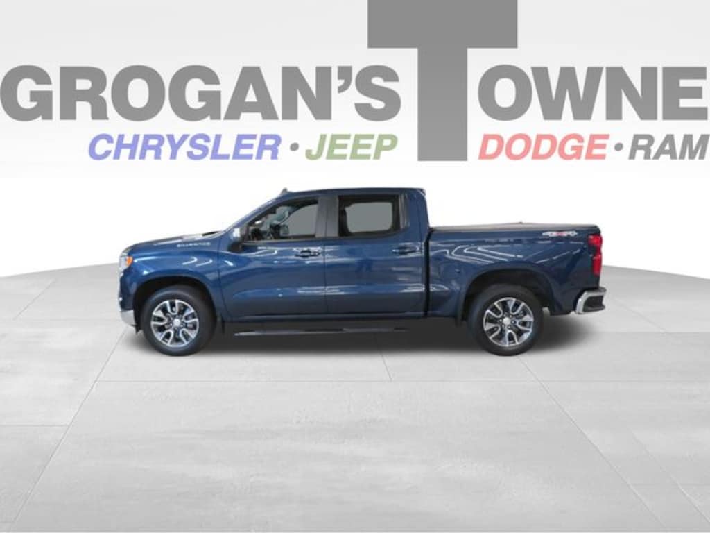 Used 2022 Chevrolet Silverado 1500 LT Truck Crew Cab
