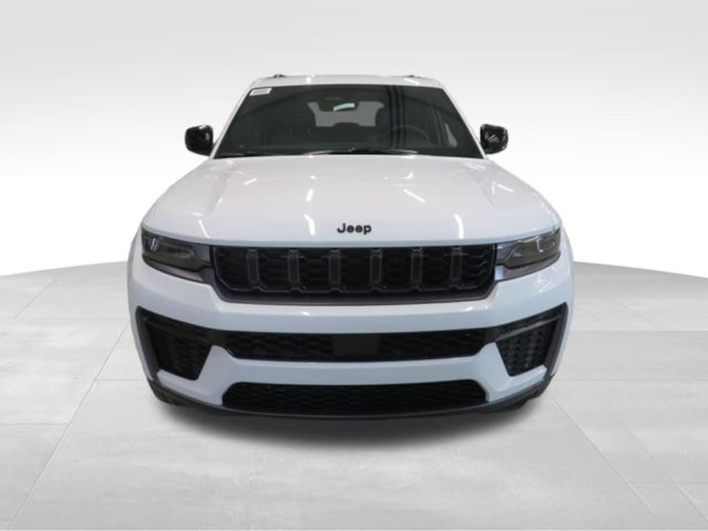 New 2026 Jeep Grand Cherokee LAREDO ALTITUDE 4X4 Sport Utility
