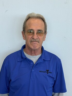 Staff member Jeff Williams from ID_42c2347a6bbe