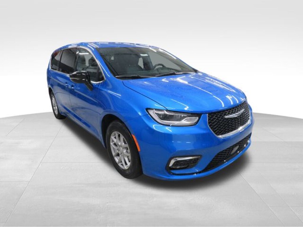 New 2026 Chrysler Pacifica SELECT Passenger Van
