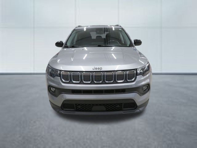 2022 Jeep Compass Latitude Lux Altitude photo 2