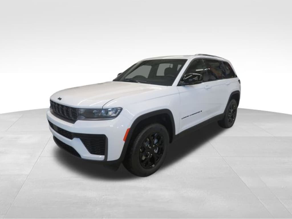 New 2026 Jeep Grand Cherokee LAREDO ALTITUDE 4X4 Sport Utility
