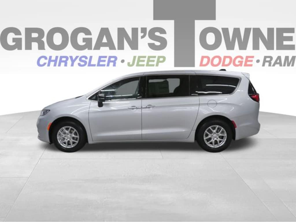 New 2026 Chrysler Pacifica SELECT Passenger Van