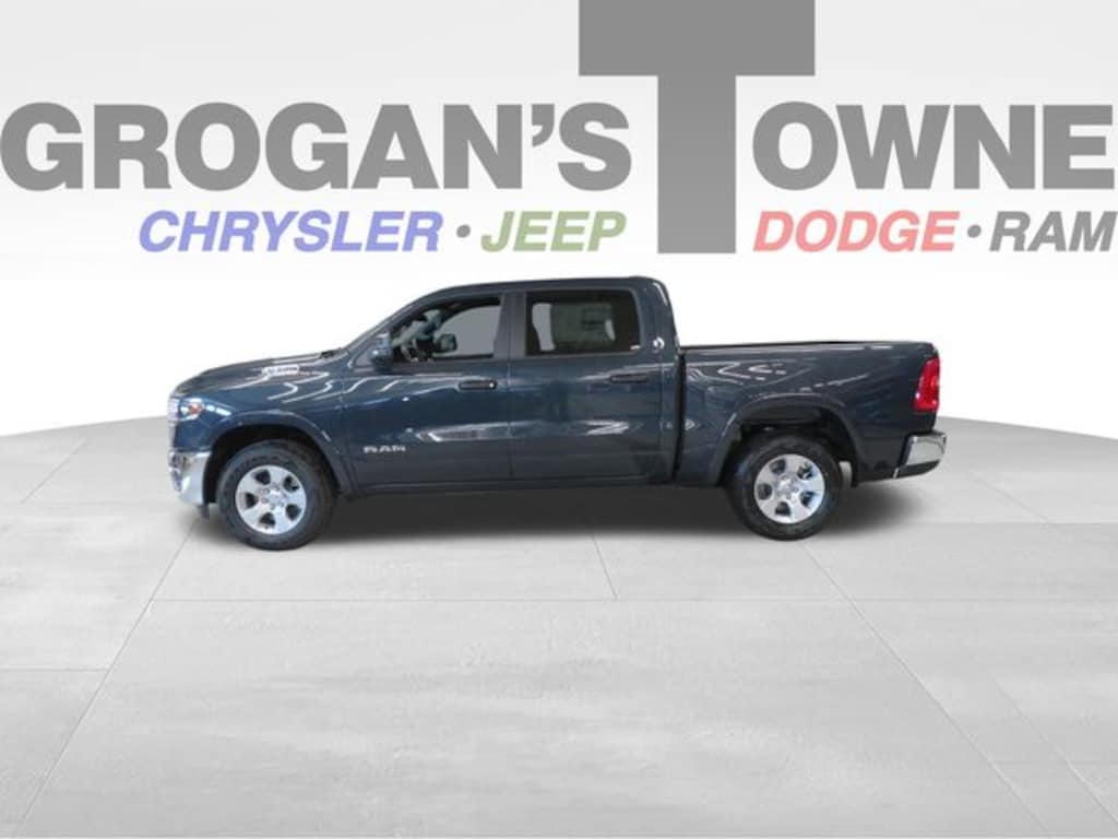 New 2027 Ram 1500 BIG HORN CREW CAB 4X4 5'7 BOX Pickup