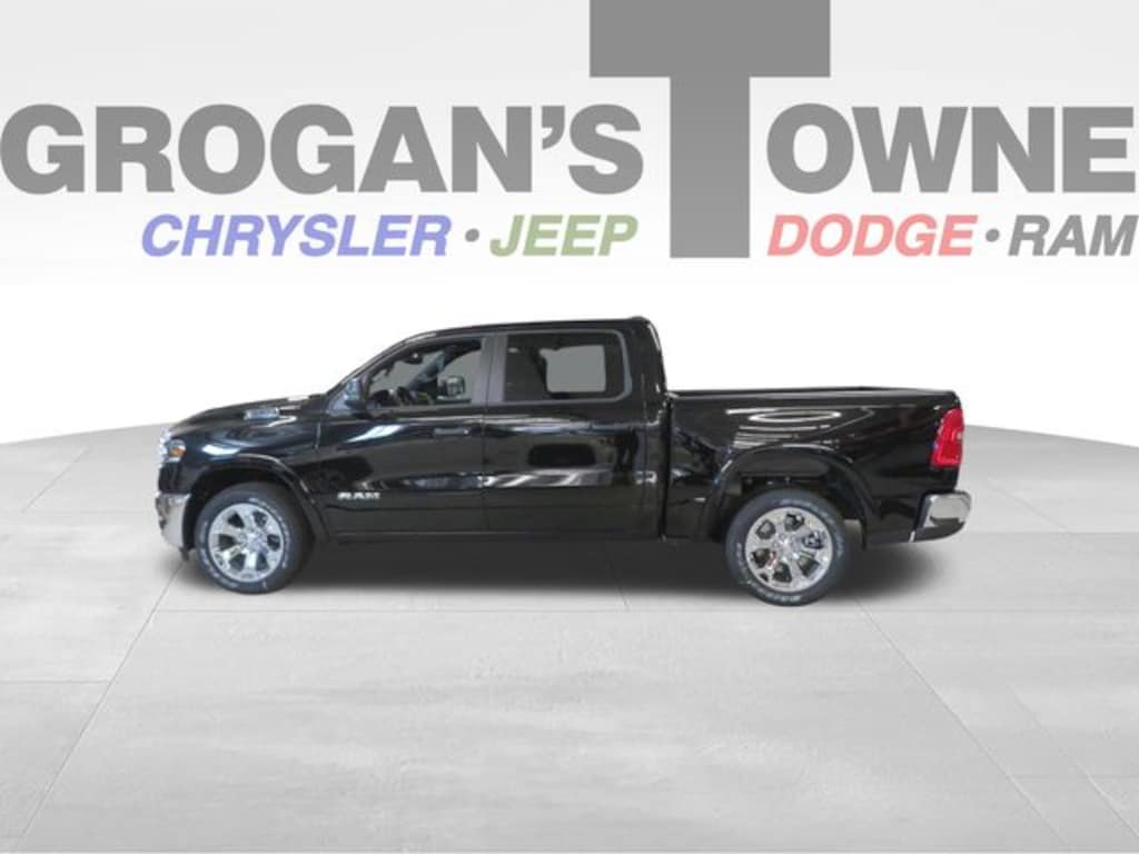 New 2026 Ram 1500 BIG HORN CREW CAB 4X4 5'7 BOX Pickup