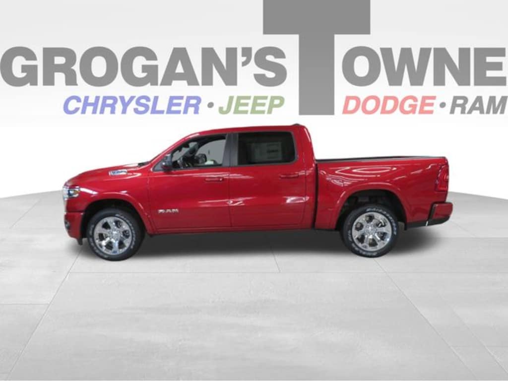 New 2026 Ram 1500 BIG HORN CREW CAB 4X4 5'7 BOX Pickup