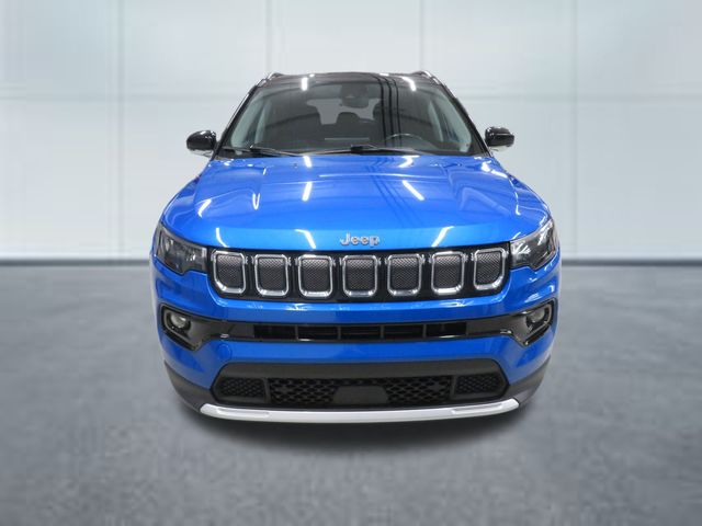 2022 Jeep Compass Limited photo 2