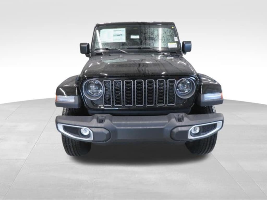 New 2026 Jeep Gladiator SAHARA 4X4 Pickup