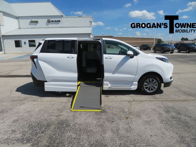 2025 Toyota Sienna