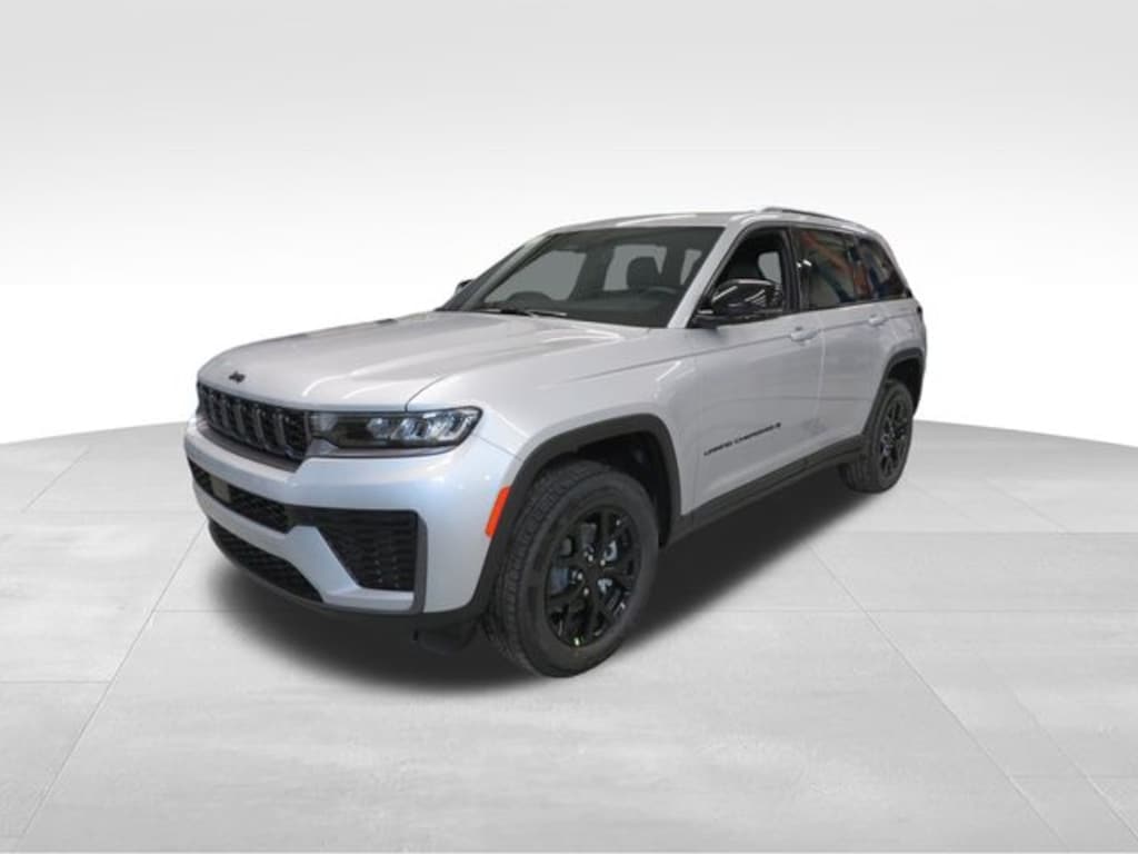 New 2026 Jeep Grand Cherokee LAREDO ALTITUDE 4X4 Sport Utility